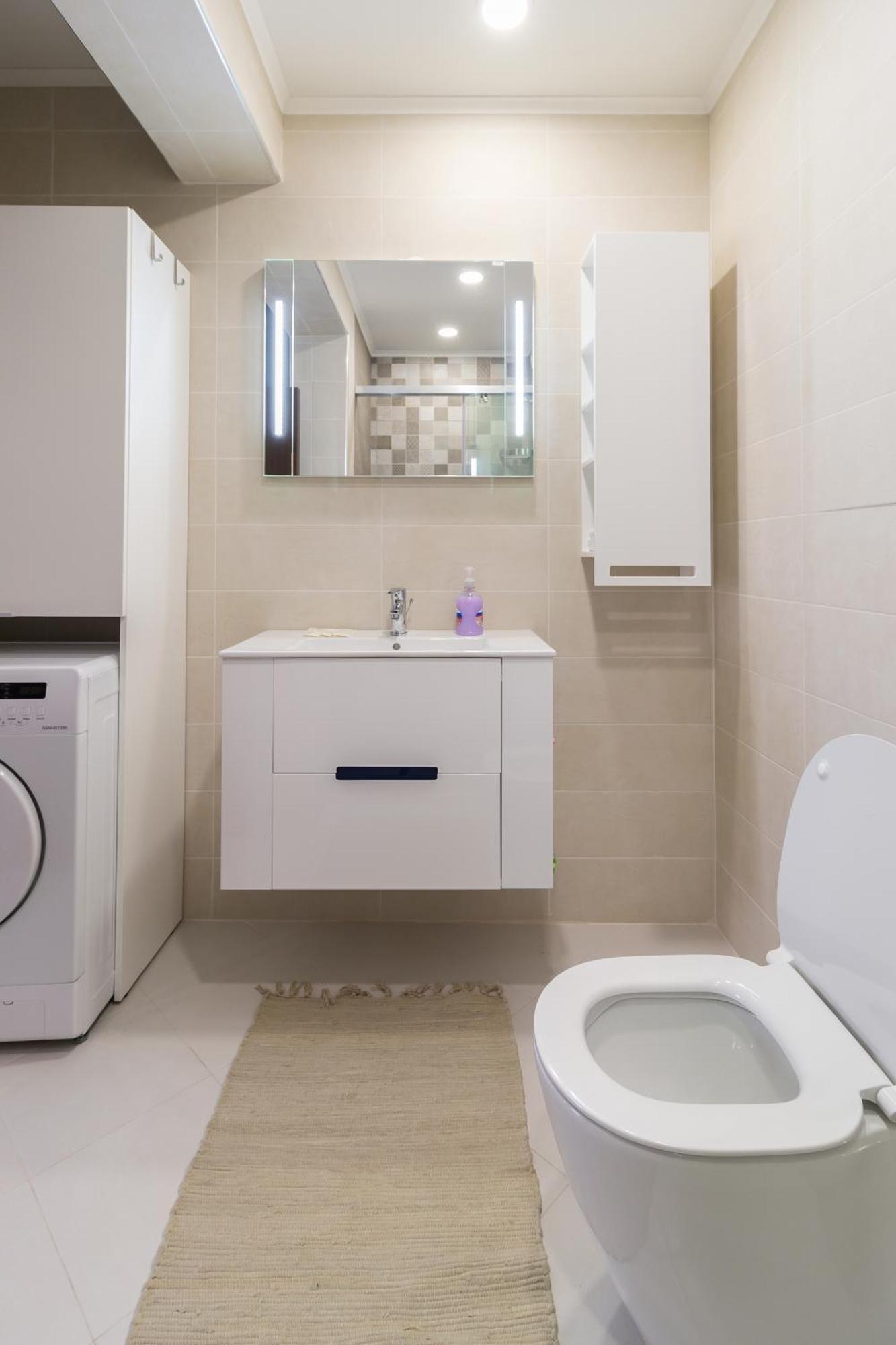 Pop Your Colors - Funky And Modern 1Bdr Apt By Flat Mаnager Plovdiv Eksteriør billede