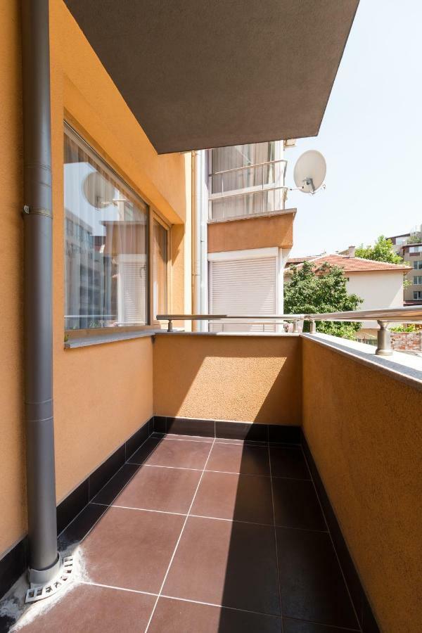 Pop Your Colors - Funky And Modern 1Bdr Apt By Flat Mаnager Plovdiv Eksteriør billede