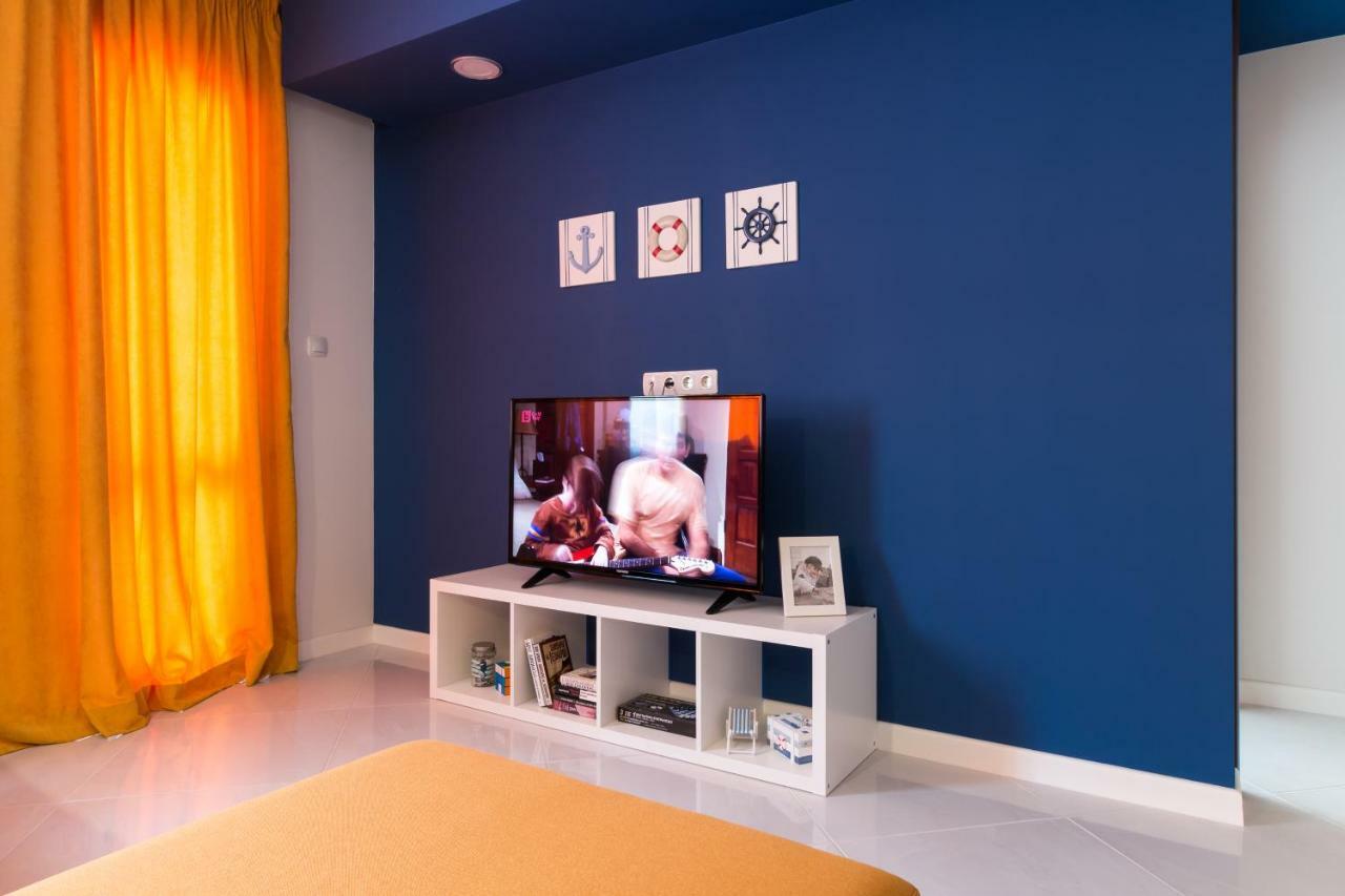 Pop Your Colors - Funky And Modern 1Bdr Apt By Flat Mаnager Plovdiv Eksteriør billede