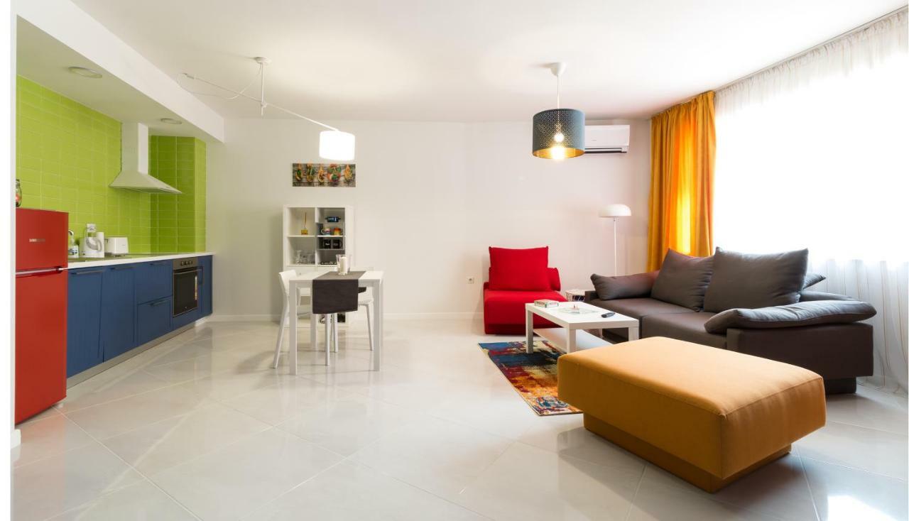 Pop Your Colors - Funky And Modern 1Bdr Apt By Flat Mаnager Plovdiv Eksteriør billede