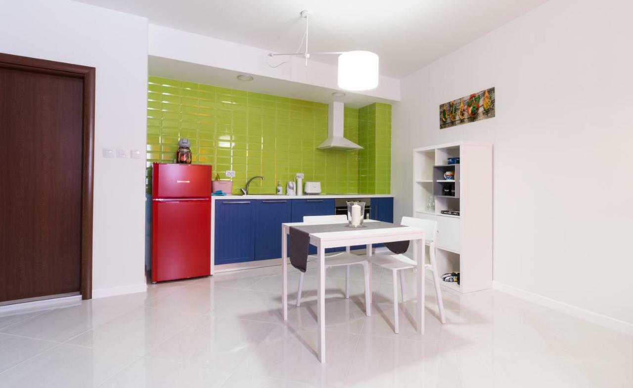 Pop Your Colors - Funky And Modern 1Bdr Apt By Flat Mаnager Plovdiv Eksteriør billede